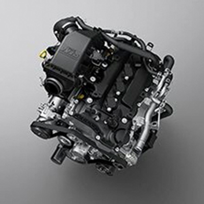 MOTOR 
 La Rush cuenta con un motor de 1,496 cc, con una potencia de 101.9 hp y un torque de 13.6 kgm / 4,200 rpm, para darte el mejor desempeño de la categoría.